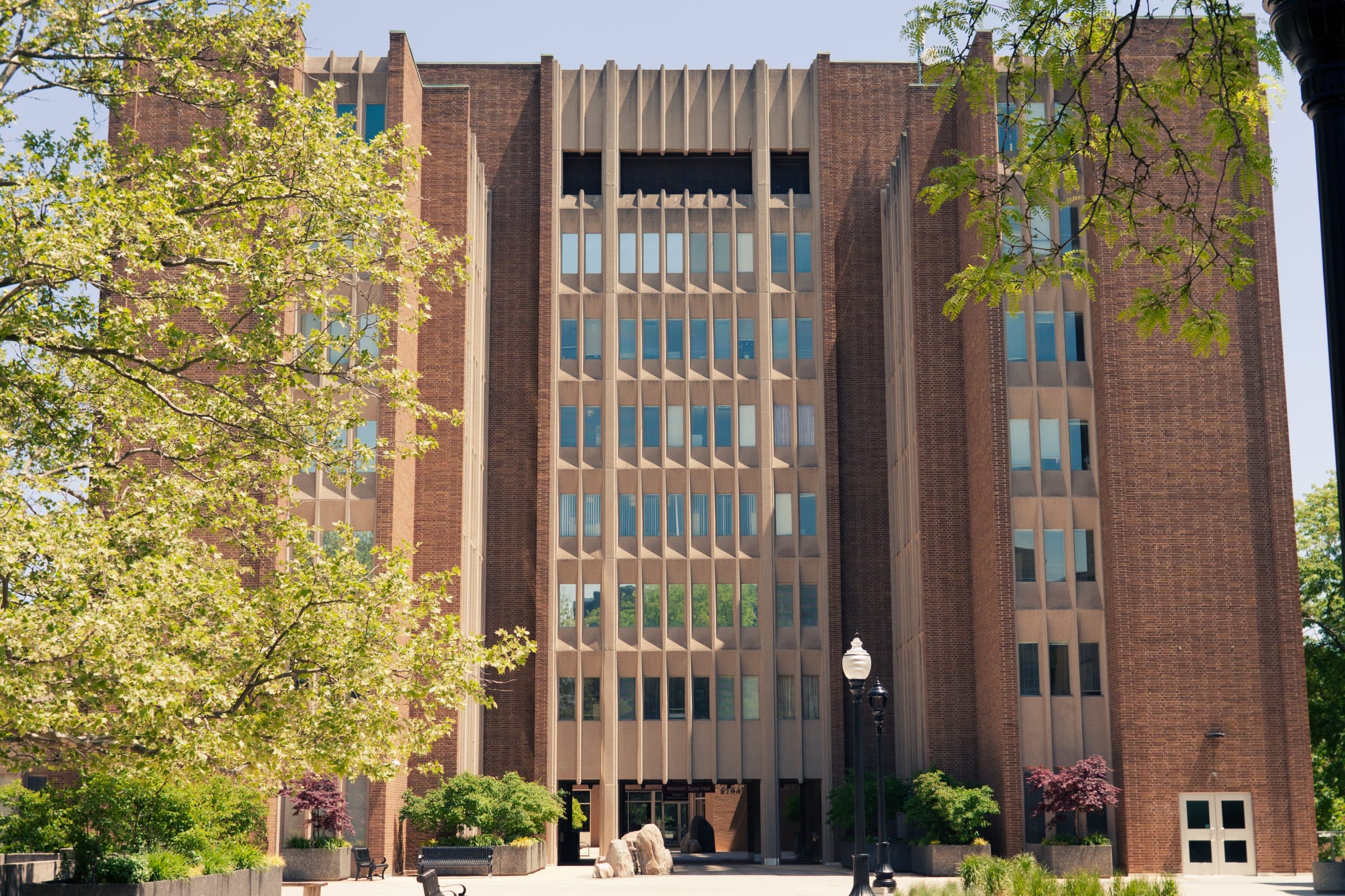 Kenneth Taylor Hall - Business Commons